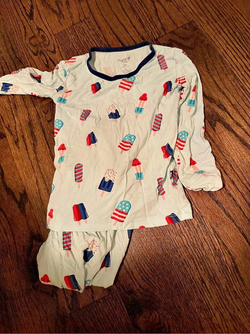 KYTE Pajama Set